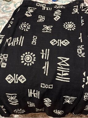 Studio C Black Skirt with Cream Tribal Motif